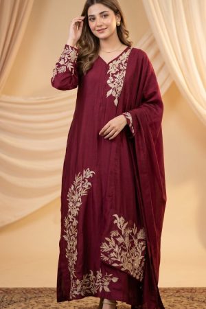 zareen maroon